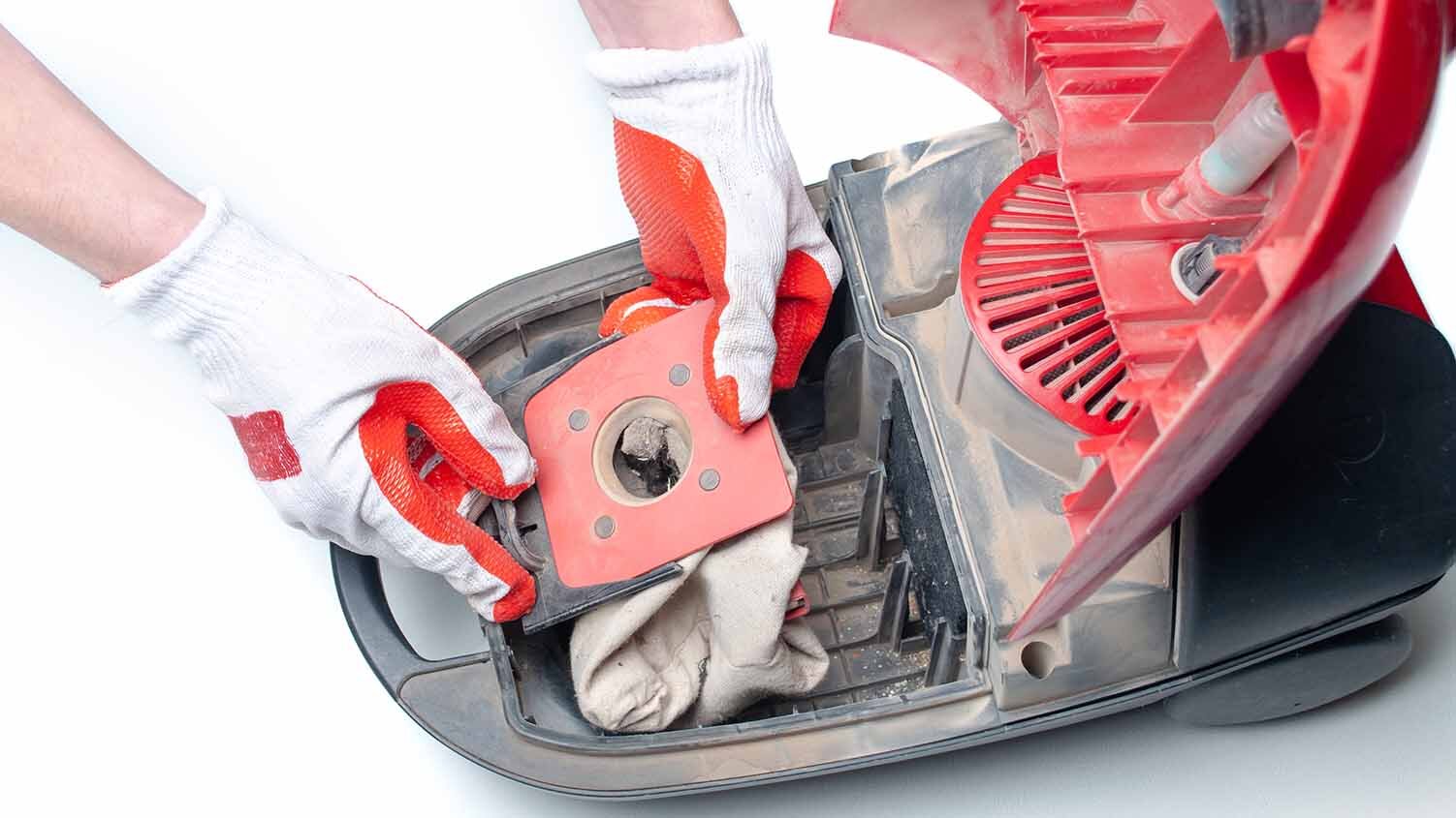 How to Clean and Maintain a Vacuum