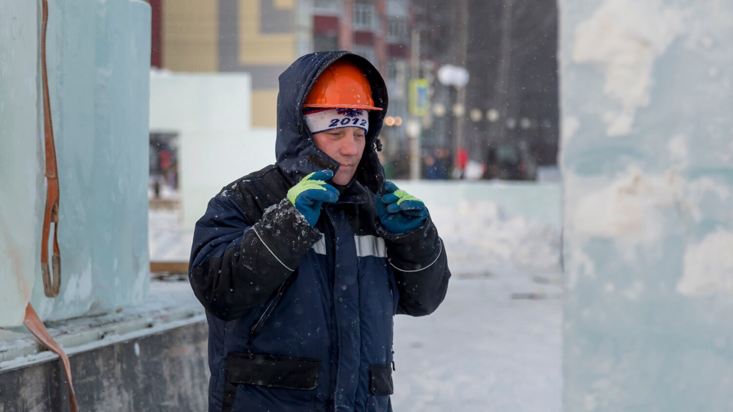 Preventing Frostbite on the Jobsite with the Right PPE