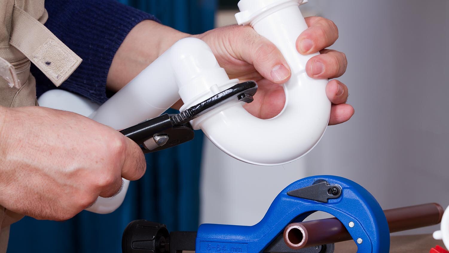 4 New and Improved Plumbing Tools and Methods to Be Aware Of