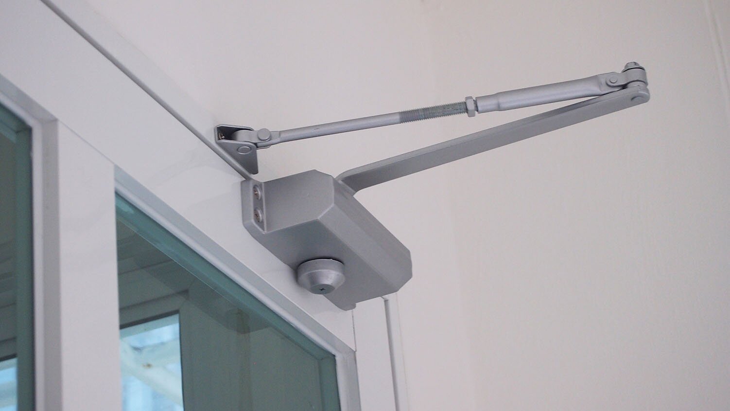 How Do Door Closers Work?