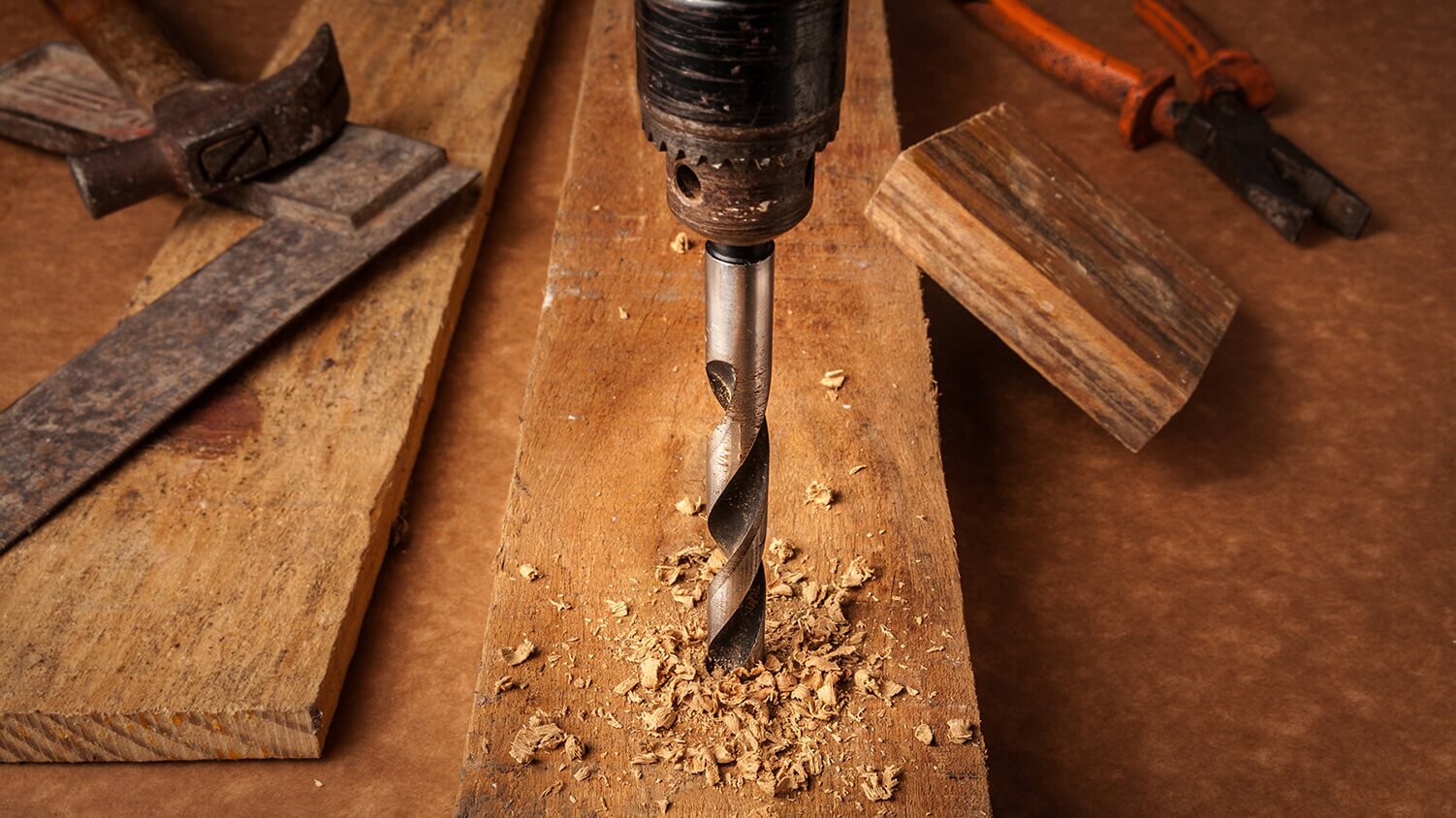 How to Select the Right Drill Bit or Set