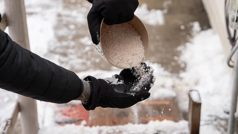 Winter Hacks for Small Businesses: 9 Ways to Combat Ice on a Budget