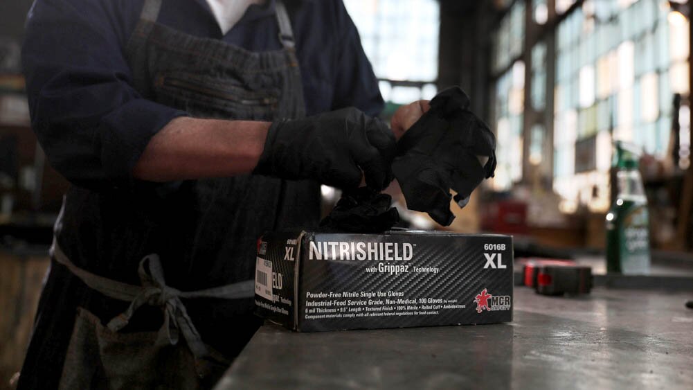 Your Guide to Work Glove Allergies and Alternative PPE