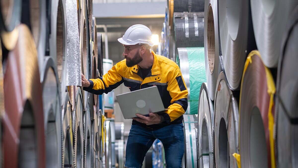 5 Ways Mid-Size Manufacturers Can Operate Leaner