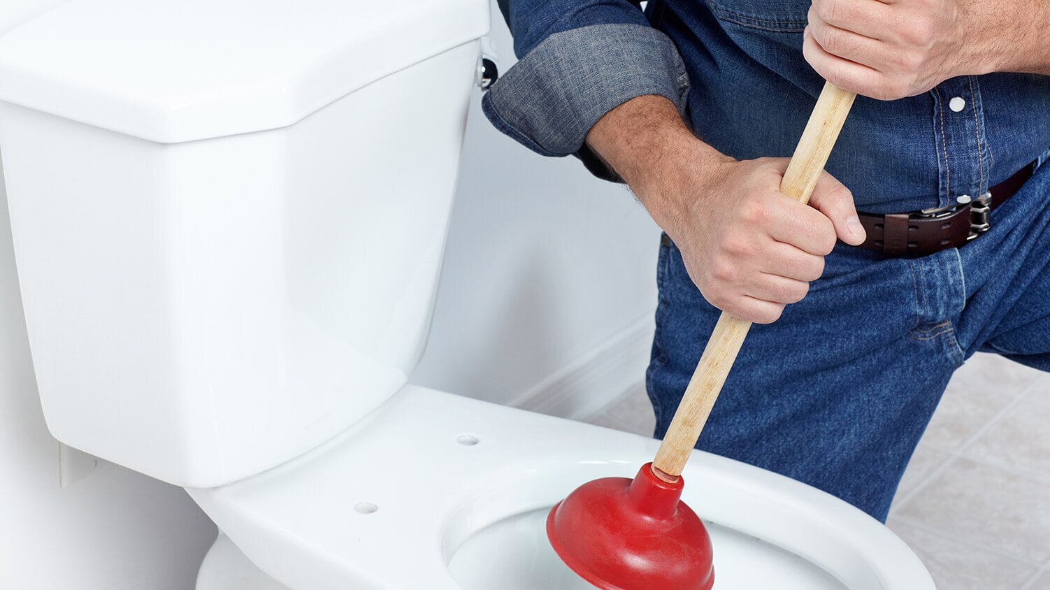 How to Unclog a Toilet