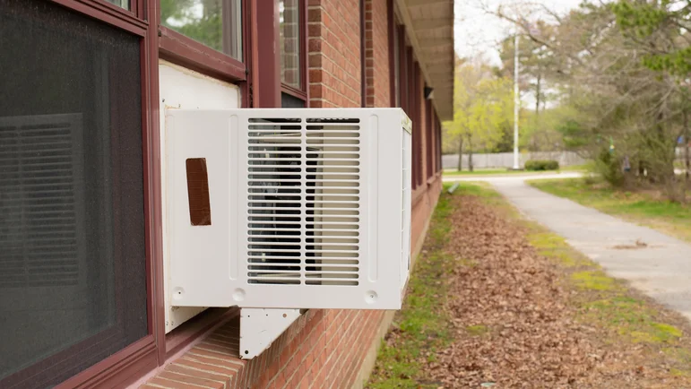 Beat the Heat: How to Choose the Right Window Air Conditioner Unit for Your Business