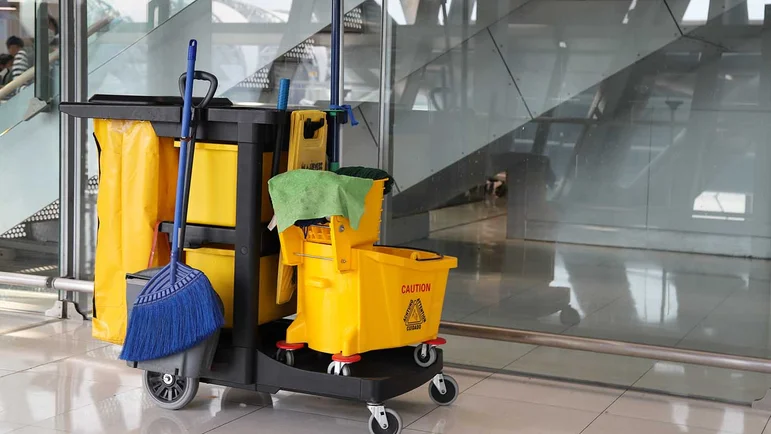 Your Guide to Choosing the Right Utility Cart
