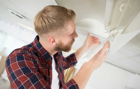 How to Check Whether a Fluorescent Light Ballast Has Gone Bad