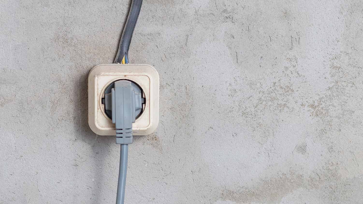 Guide to Twist-Lock Receptacles