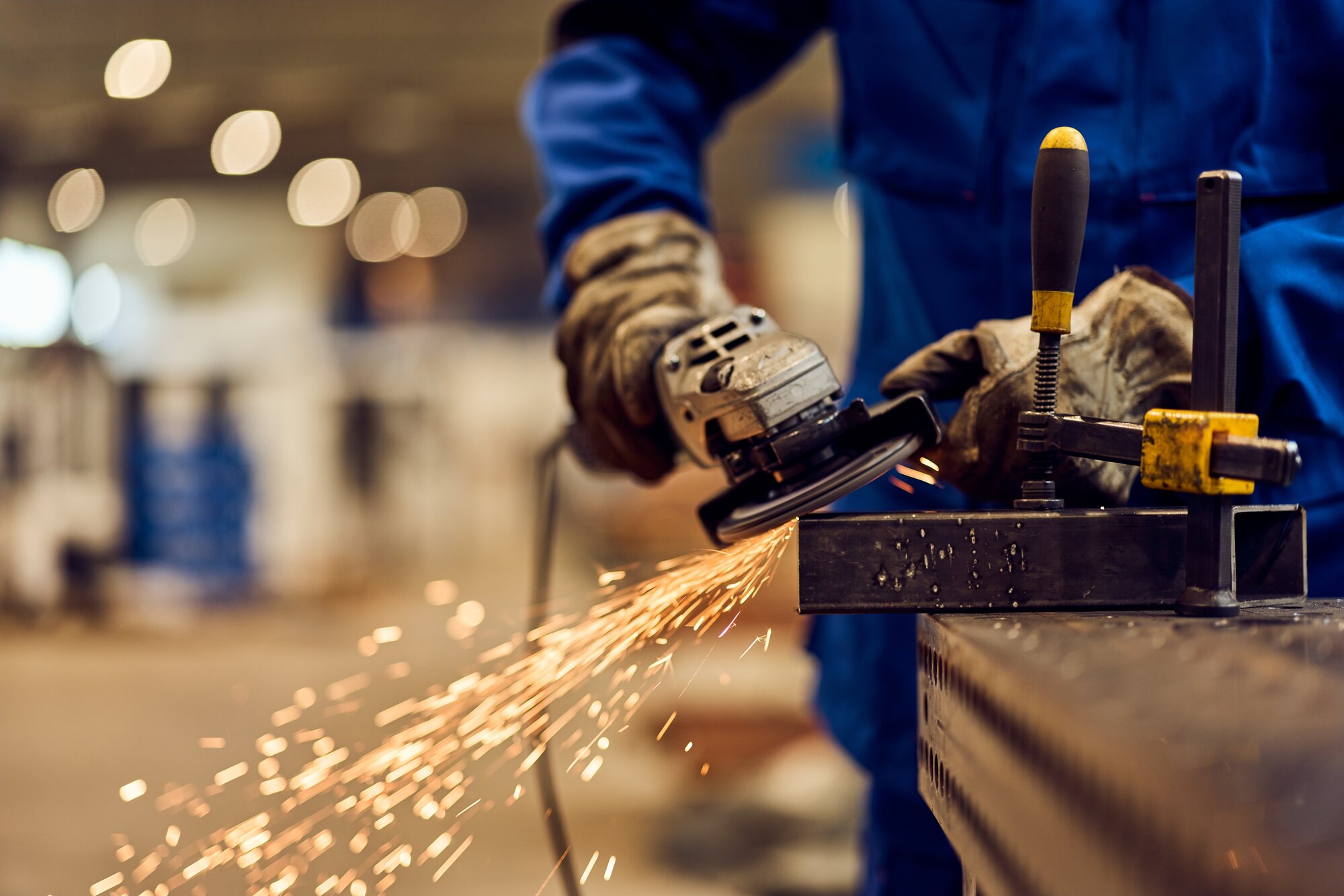 Angle Grinder Safety: How to Use an Angle Grinder Safely