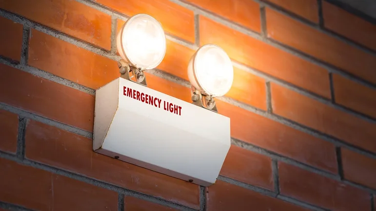 How Do Emergency Lights Work? Install, Test, and Stay Compliant