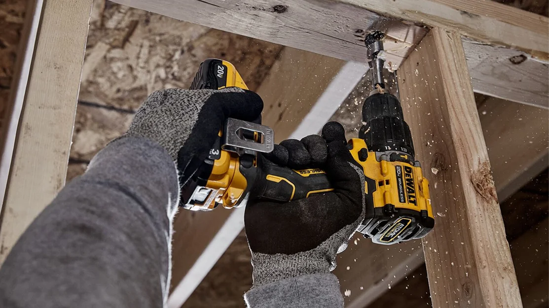 Buy select DEWALT® Cordless Tools, get a FREE 20V battery.*