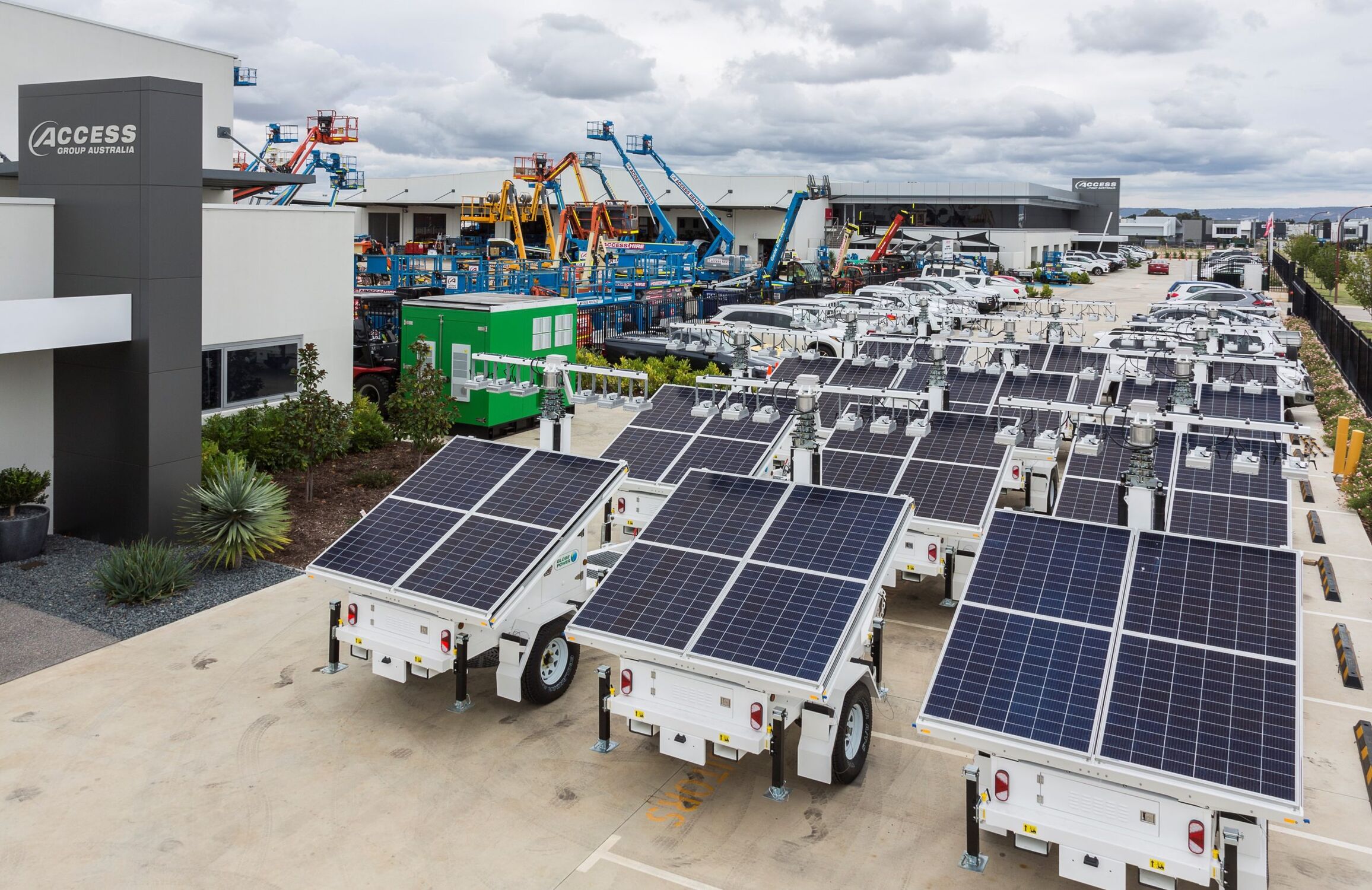 Solar Lighting Towers Offers A Noise Free Night Operation