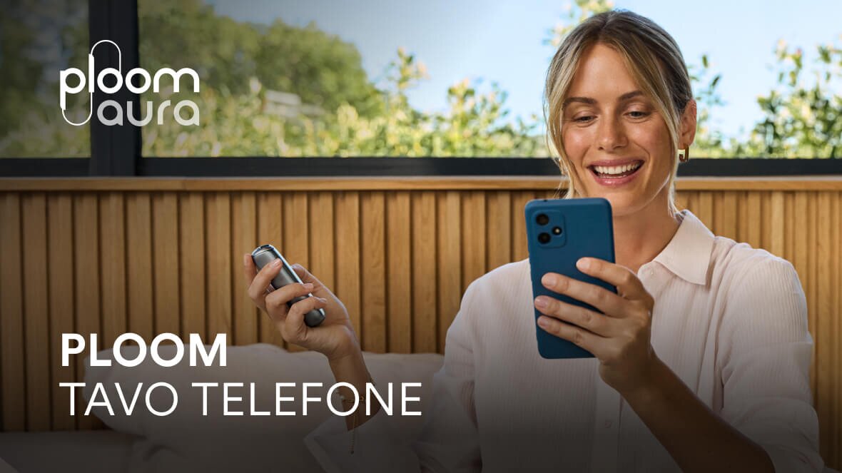 Moteris naudojasi PLOOM programėle skirta Android įrenginiams