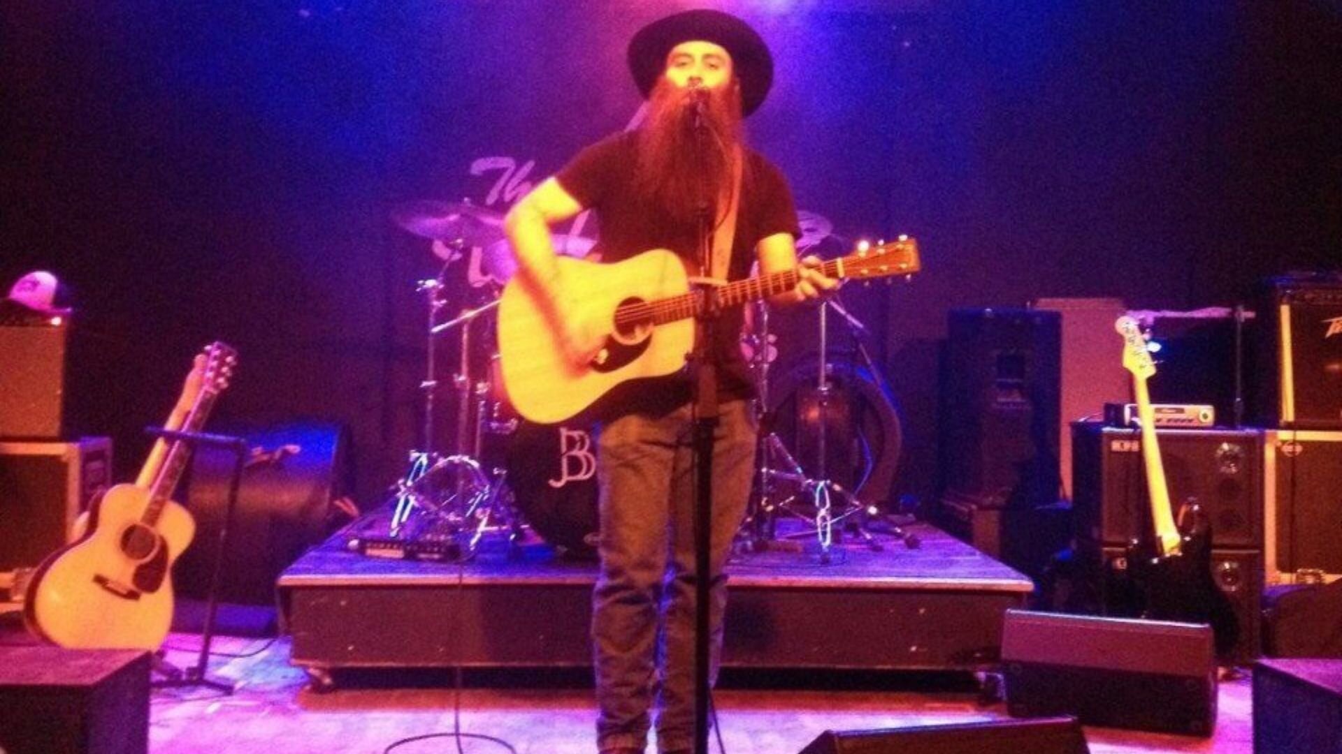 Music with Cameron Nesbitt - Mills River