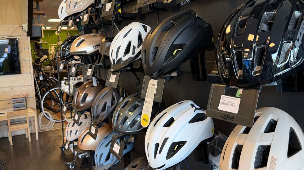 Helmen Riesewijk Tweewielers