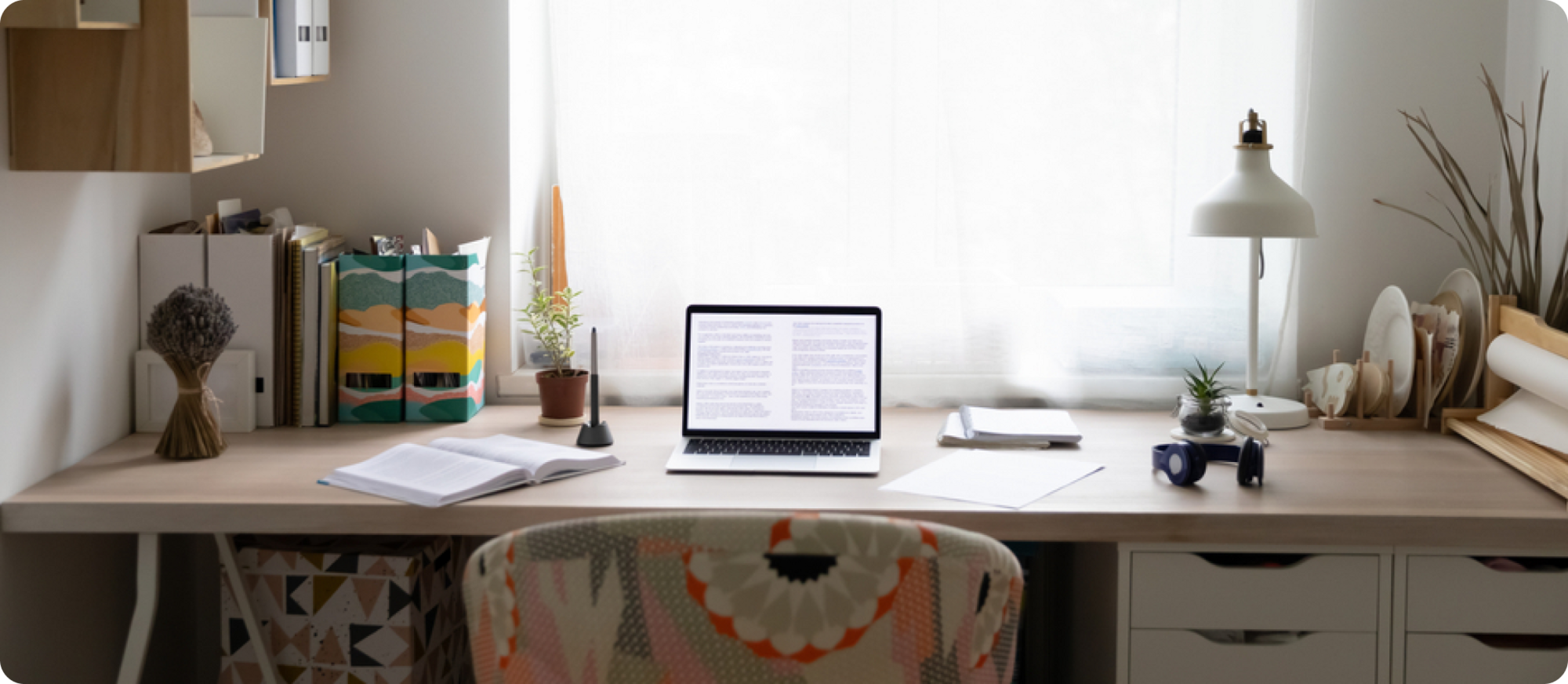 Set Up An In-Home Workstation to Boost Your Productivity 