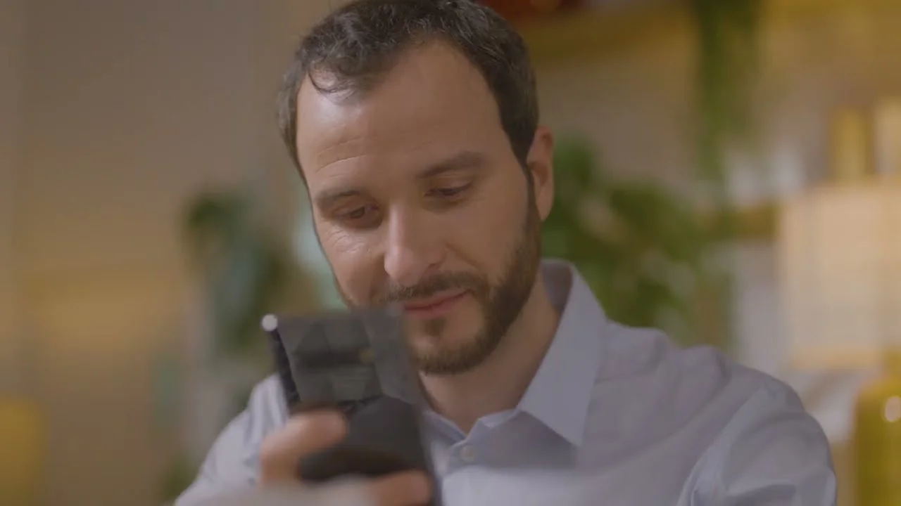 Vidéo illustrant les difficultés administratives des TPE/PME et l’intérêt de la gestion documentaire électronique avec Dext