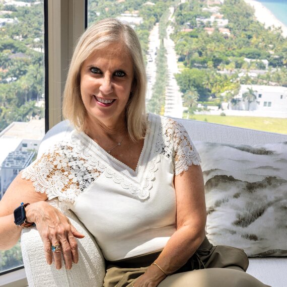 KDC Susana Stolear Stol Design AJ Madison