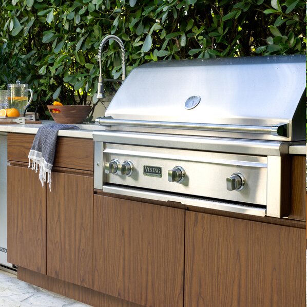 Robert Bell Outdoor Kitchen  Design