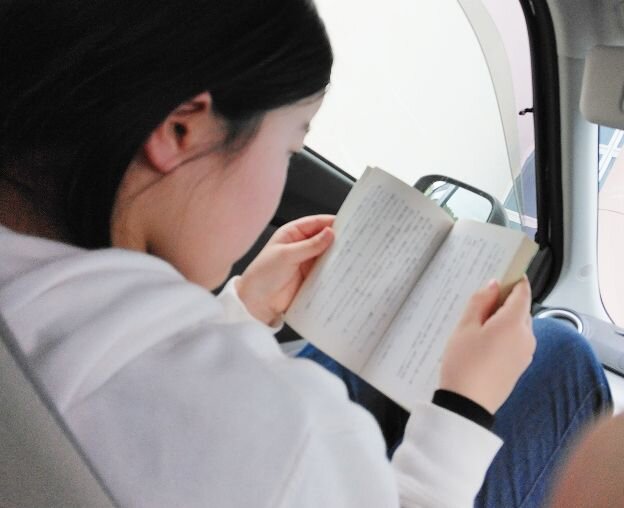 目をキラキラさせて読み国語の偏差値は+20！？