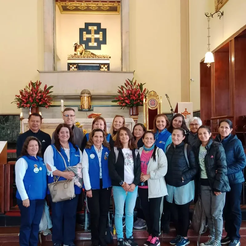 JESÚS SALVA MI FAMILIA