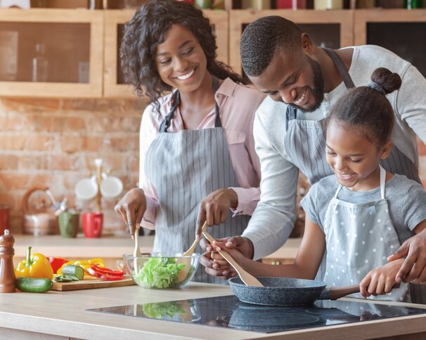 Family making dinner