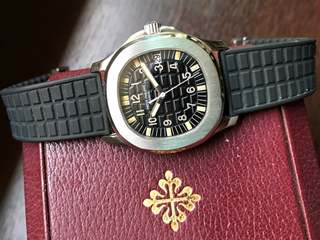 patek aquanaut travel time on wrist