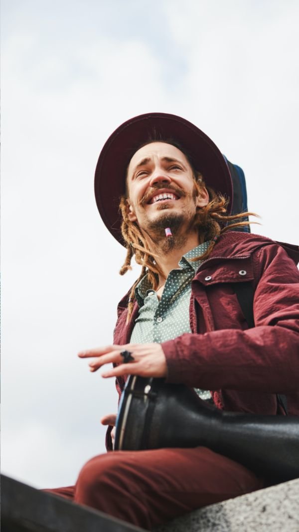 Do Musicians Need an Agent: Weighing the Pros and Cons