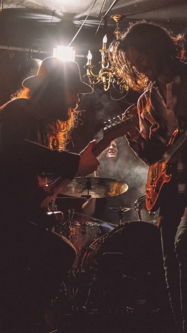 Building a Great Fan Base: Tips for New Bands