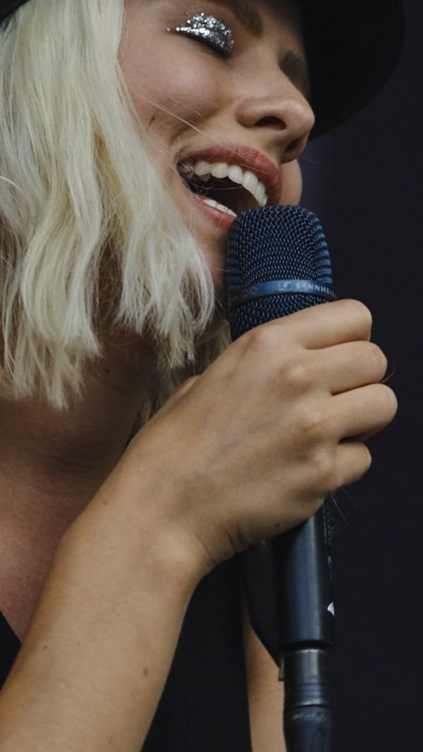 Staying Organized as a Band: How to Keep Your Contacts in Order