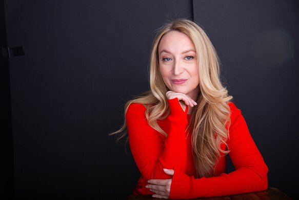 Beauty and Skincare Author Amber Smith