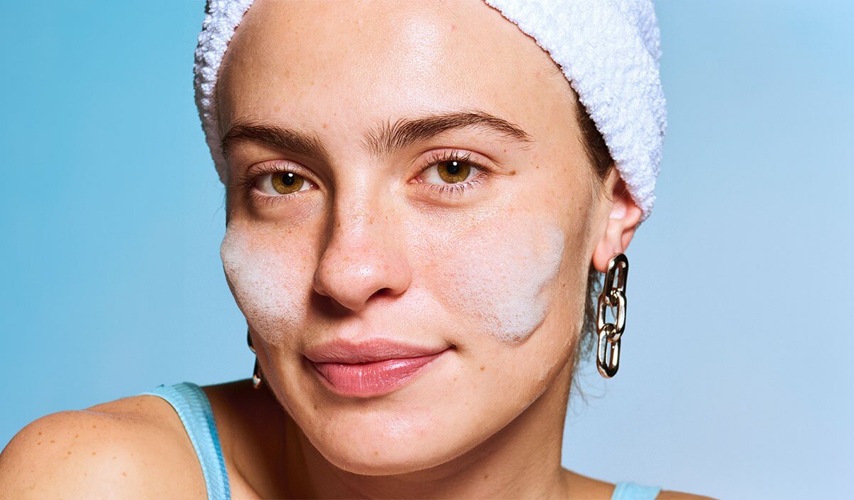 Model Using Skin Prep