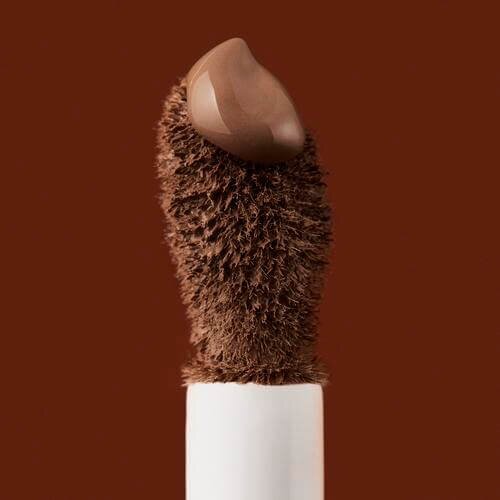 Swatch showing camo liquid bronzer and contour