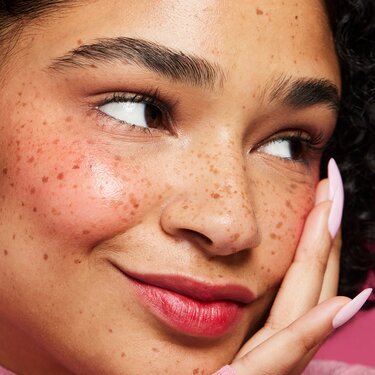 Application of Blush on Models