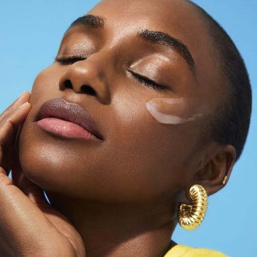 Application of Suntouchable Invisible Sunscreen SPF 35

