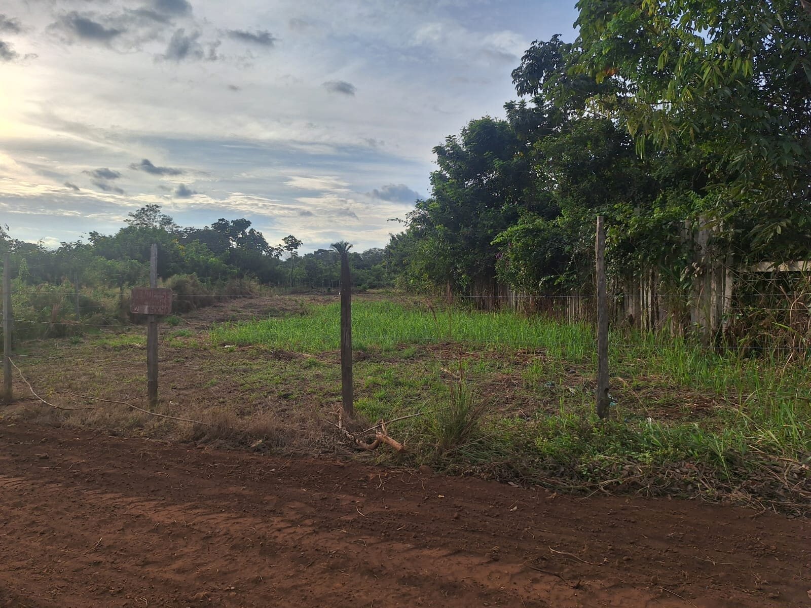 VENDE-SE TERRENO NO PERU DE ROD