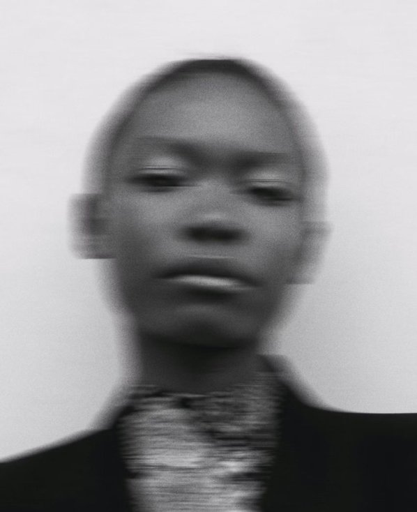 Hire portrait photographer in London: Azzari