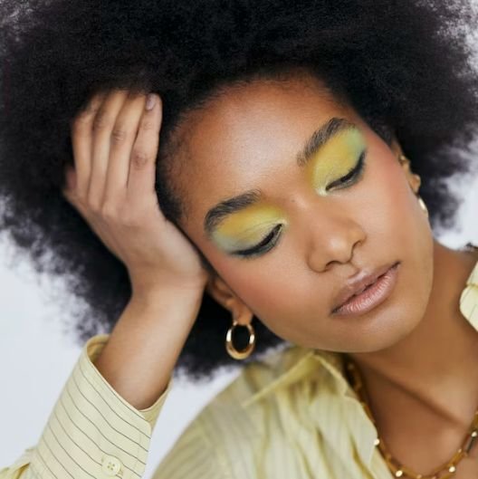 Hire hair and makeup artists for ecomm shoots
