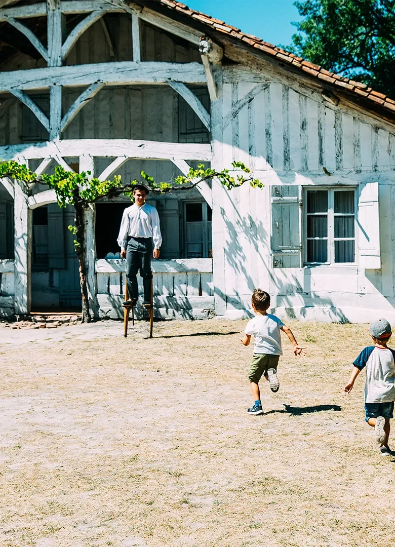 L’Écomusée de Marquèze à Sabres : une immersion dans les Landes d’autrefois