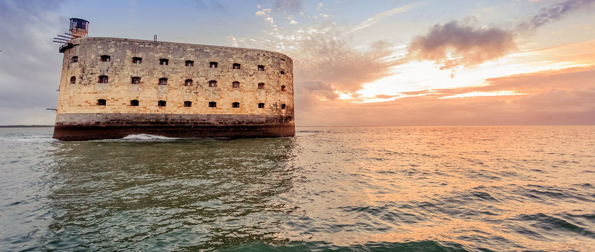 Fort Boyard : visites, histoire et jeu télévisé