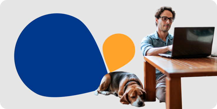 Headerbild Blogbeitrag: Mann sieht sich etwas auf einem Tablet an