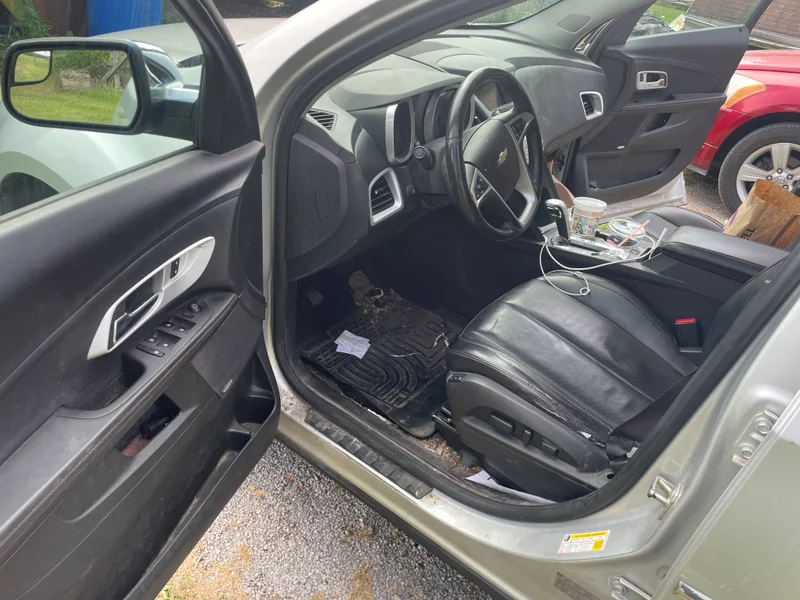 Vehicle cabin before interior detailing