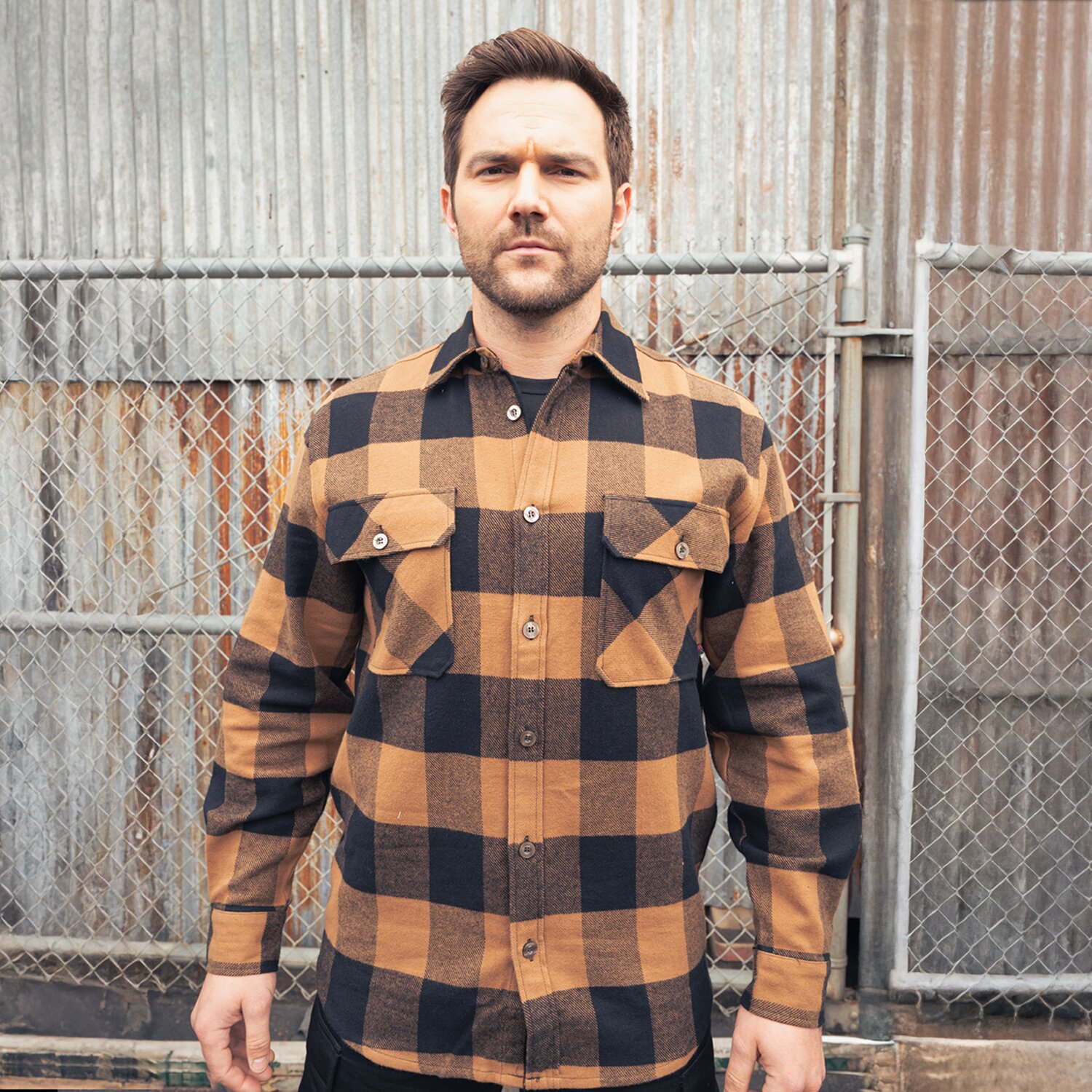 Coyote Flannel shirt on Street