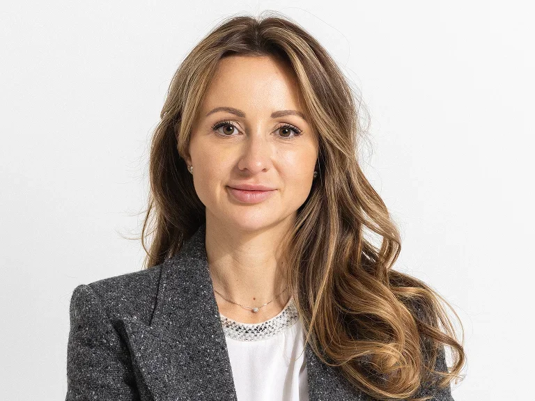 Anastasija Oleinika Kamkalova