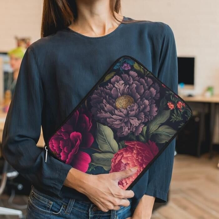 Custom laptop sleeve