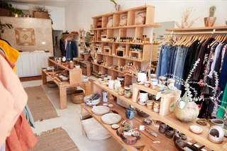 Top tools to start a personalized gift store
