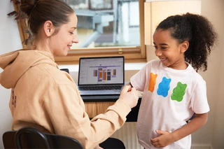 10 T-shirt niche ideas that’ll make you money in 2026