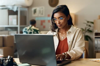 How to write a how-to guide: Steps, template, and an example