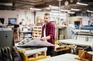 What is DTG printing? POD sellers’ guide to direct-to-garment